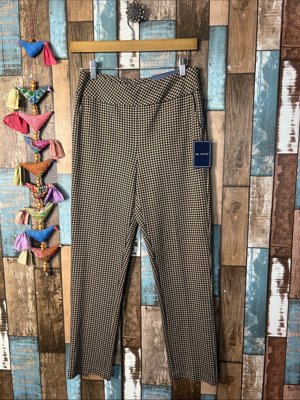 J&L Atelier Houndstooth pixie Dress Pants with pockets